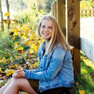 Meet your Posher, Anna